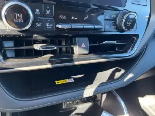 Toyota Highlander 2023 AWD L 4 SUV