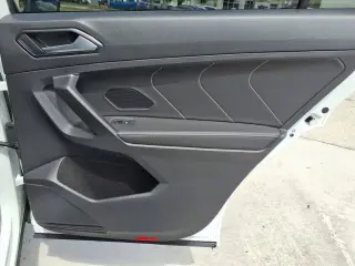 Volkswagen Tiguan 2023 SE R-Line Black 4dr SUV