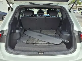 Volkswagen Tiguan 2023 SE R-Line Black 4dr SUV