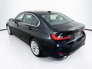 BMW 3 Series 2024 330i Sedán 4 puertas