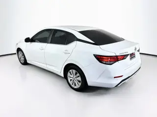 Nissan Sentra 2022 S 4dr Sedán