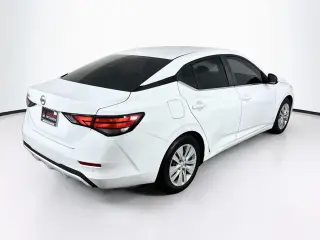 Nissan Sentra 2022 S 4dr Sedán