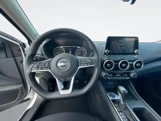 Nissan Sentra 2025 SR 4dr Sedán