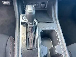 Nissan Sentra 2025 SR 4dr Sedán