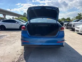 Hyundai ELANTRA 2018 SEL 4dr Sedán (EE.UU.)