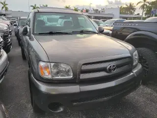 Toyota Tundra 2004 2dr Cab Estándar RWD LB