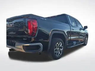 GMC Sierra 1500 2023 4x4 SLT 4dr Crew Cab 5.8 ft. SB