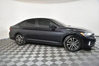 Volkswagen Jetta 2023 Deportivo 4dr Sedán 8A