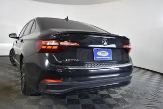 Volkswagen Jetta 2023 Deportivo 4dr Sedán 8A