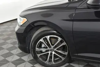 Volkswagen Jetta 2023 Deportivo 4dr Sedán 8A