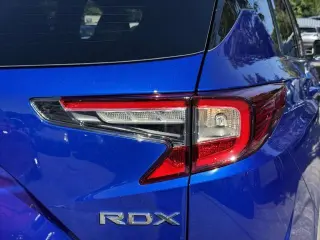 SUV Acura RDX 2023 SH-AWD 4dr con paquete Advance y A-SPEC