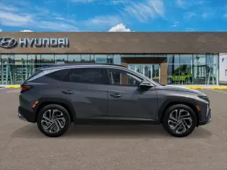Hyundai TUCSON 2026 SEL Plus 4dr SUV