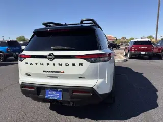 Nissan Pathfinder 2023 AWD Rock Creek 4dr SUV