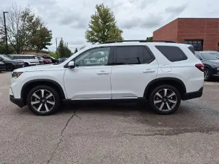 Honda Pilot 2024 AWD Touring 4dr SUV