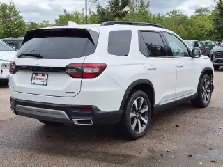 Honda Pilot 2024 AWD Touring 4dr SUV