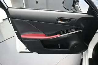 Lexus IS 350 2025 F SPORT Design 4dr Sedán