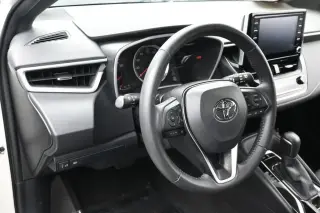 Toyota Corolla Hatchback 2019 SE 4dr Hatchback 6M