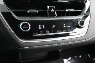 Toyota Corolla Hatchback 2019 SE 4dr Hatchback 6M