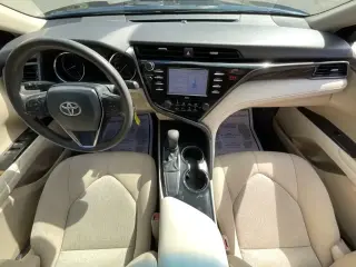 Toyota Camry 2020 LE 4dr Sedán