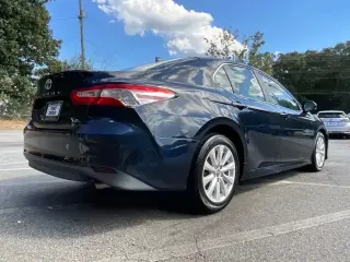 Toyota Camry 2020 LE 4dr Sedán