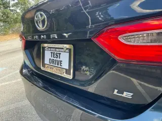 Toyota Camry 2020 LE 4dr Sedán