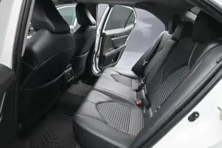 Toyota Camry 2023 SE 4dr Sedán