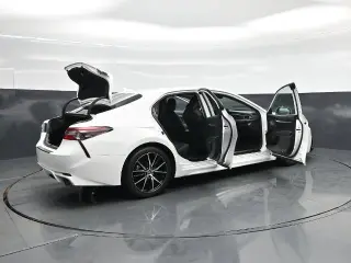 Toyota Camry 2023 SE 4dr Sedán