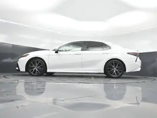 Toyota Camry 2023 SE 4dr Sedán