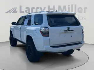 Toyota 4Runner 2018 4x4 SR5 Premium 4dr SUV