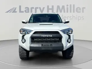 Toyota 4Runner 2018 4x4 SR5 Premium 4dr SUV