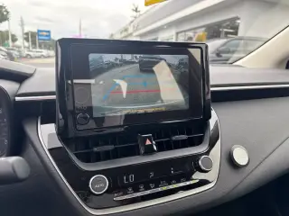 Toyota Corolla Híbrido 2025 SE 4dr Sedán