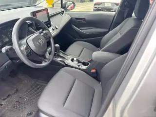 Toyota Corolla Híbrido 2025 SE 4dr Sedán