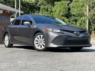 Toyota Camry 2020 LE 4dr Sedán