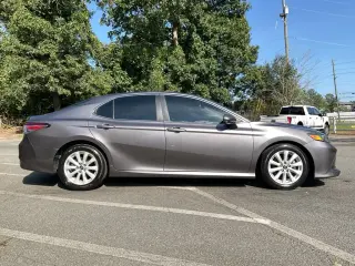 Toyota Camry 2020 LE 4dr Sedán