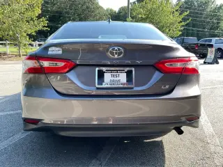 Toyota Camry 2020 LE 4dr Sedán