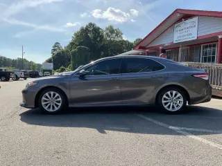 Toyota Camry 2020 LE 4dr Sedán