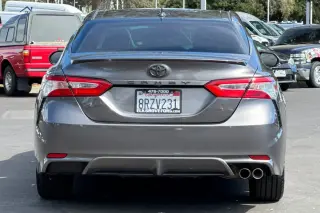 Toyota Camry 2020 SE 4dr Sedán