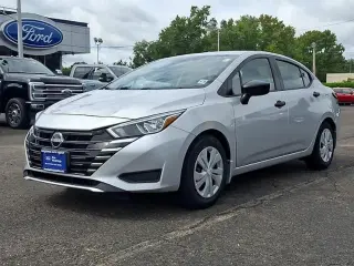 Nissan Versa 2023 S 4 puertas Sedán CVT
