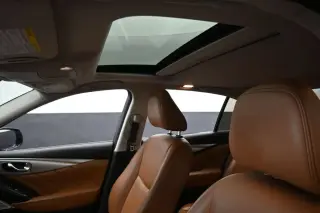INFINITI Q50 2024 Lujo 4d Sedán