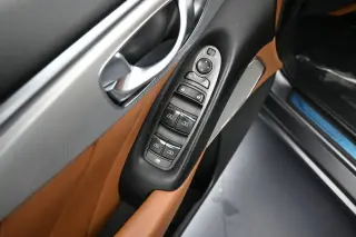 INFINITI Q50 2024 Lujo 4d Sedán