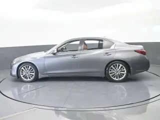 INFINITI Q50 2024 Lujo 4d Sedán