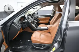 INFINITI Q50 2024 Lujo 4d Sedán