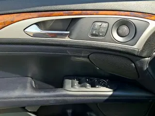 Lincoln MKZ 2019 AWD Reserve II 4dr Sedán