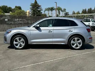 Audi Q5 2022 AWD quattro S line Premium Plus 45 TFSI 4dr SUV