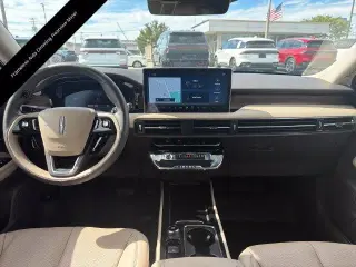 Lincoln Corsair 2023 AWD Reserve 4dr SUV