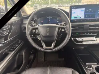 Lincoln Corsair 2024 AWD Premiere 4dr SUV