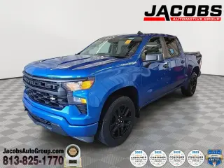 Chevrolet Silverado 1500 2023 4x4 Custom 4dr Crew Cab 5.8 ft. SB