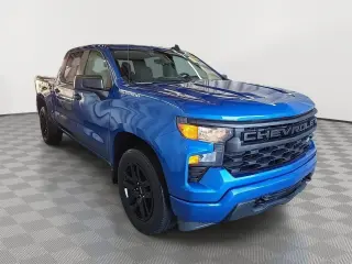 Chevrolet Silverado 1500 2023 4x4 Custom 4dr Crew Cab 5.8 ft. SB