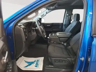 Chevrolet Silverado 1500 2023 4x4 Custom 4dr Crew Cab 5.8 ft. SB
