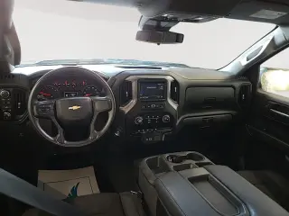 Chevrolet Silverado 1500 2023 4x4 Custom 4dr Crew Cab 5.8 ft. SB